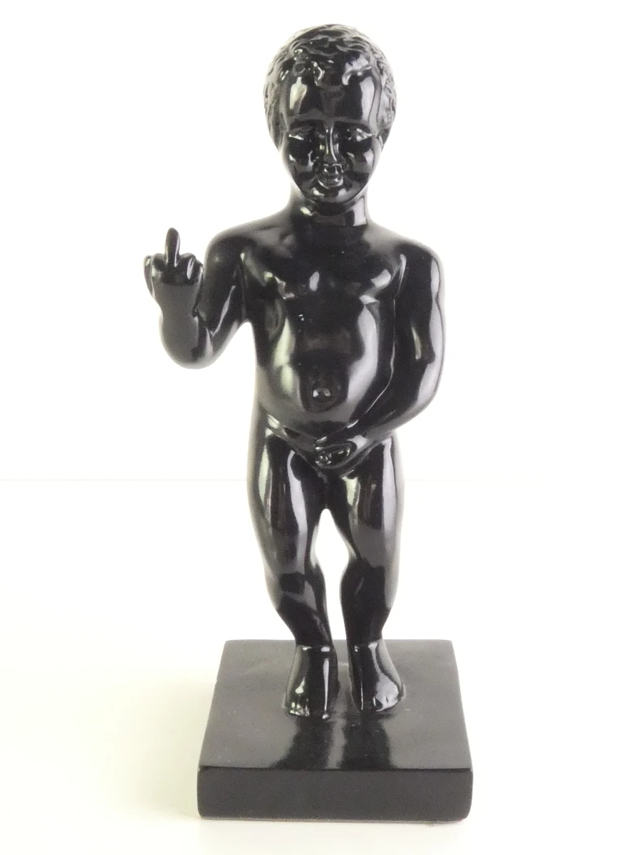 Zwart hoogglans Manneken Pis-beeldje