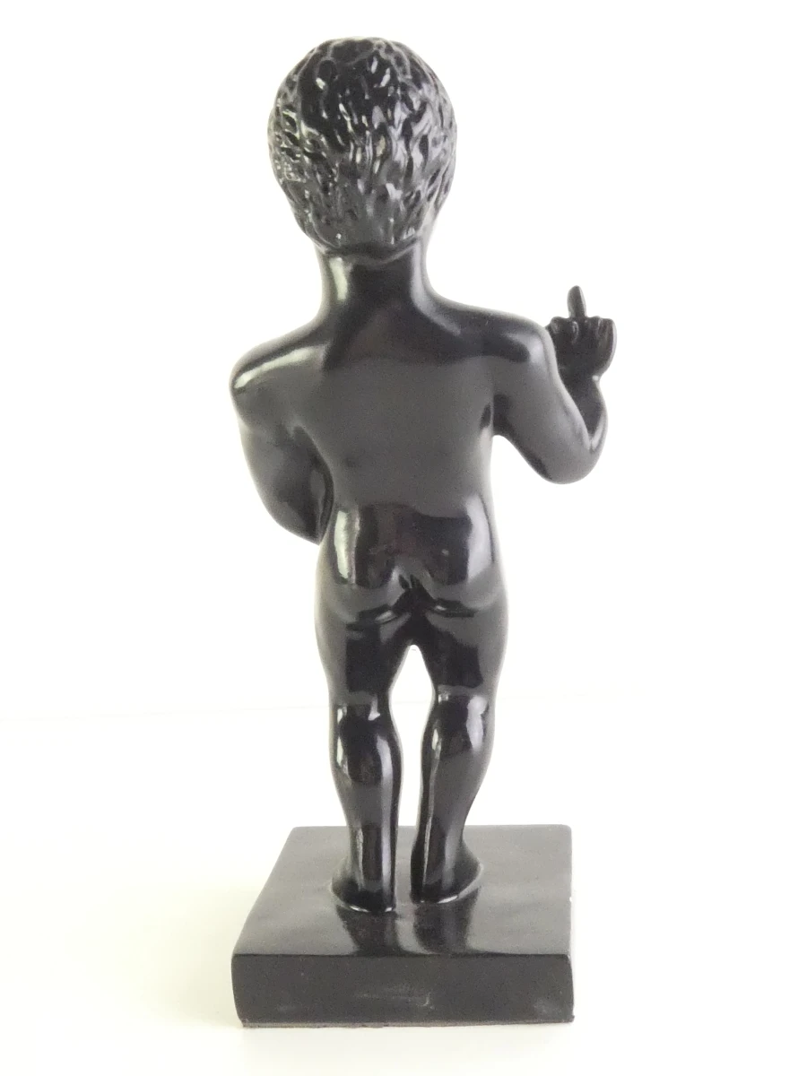 Zwart hoogglans Manneken Pis-beeldje
