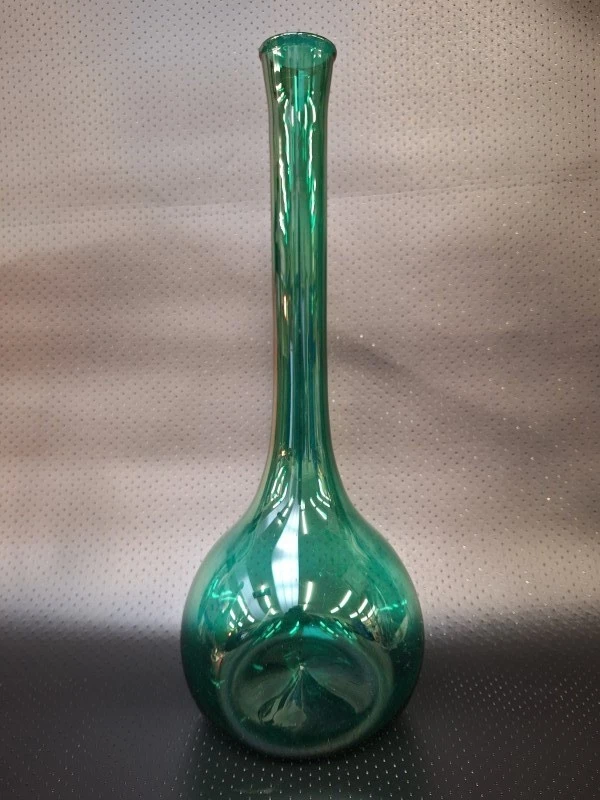 Smaragdgroene handgeblazen vaas - 'dimpled' art glass - foto 2