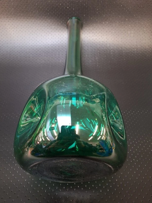 Smaragdgroene handgeblazen vaas - 'dimpled' art glass - foto 6