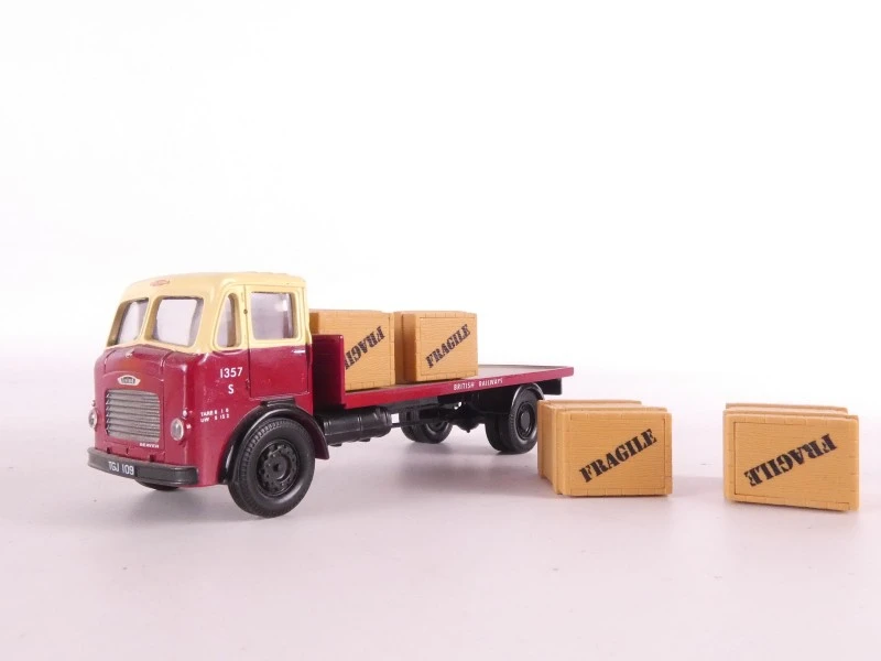 6 miniatuurvoertuigen van Corgi