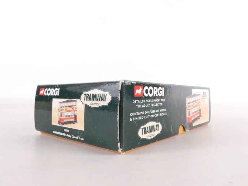 6 miniatuurvoertuigen van Corgi