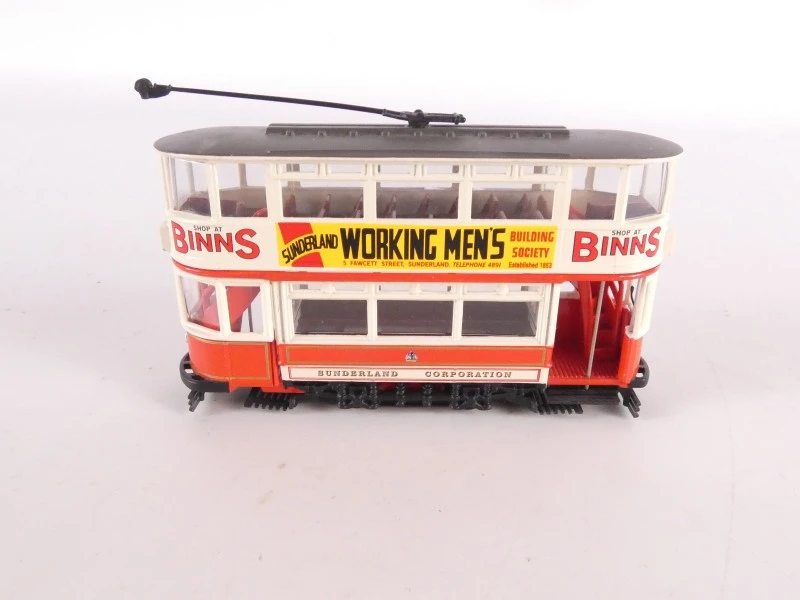 6 miniatuurvoertuigen van Corgi