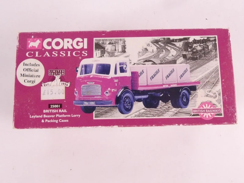 6 miniatuurvoertuigen van Corgi