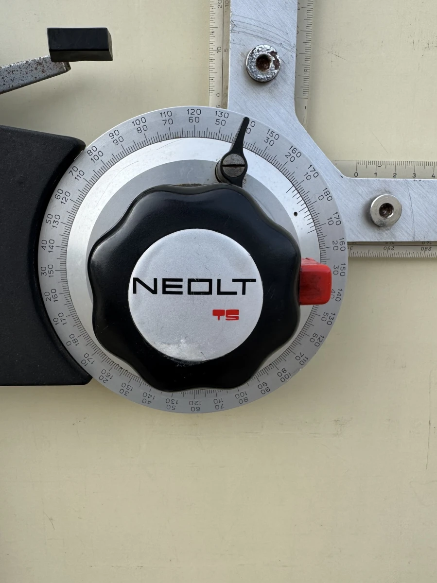 Tekentafel NEOLT met verstelbare hoek en liniaal