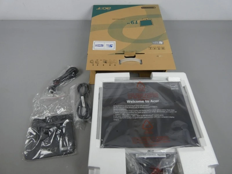 Acer LCD monitor 19 inch 2007 - foto 2
