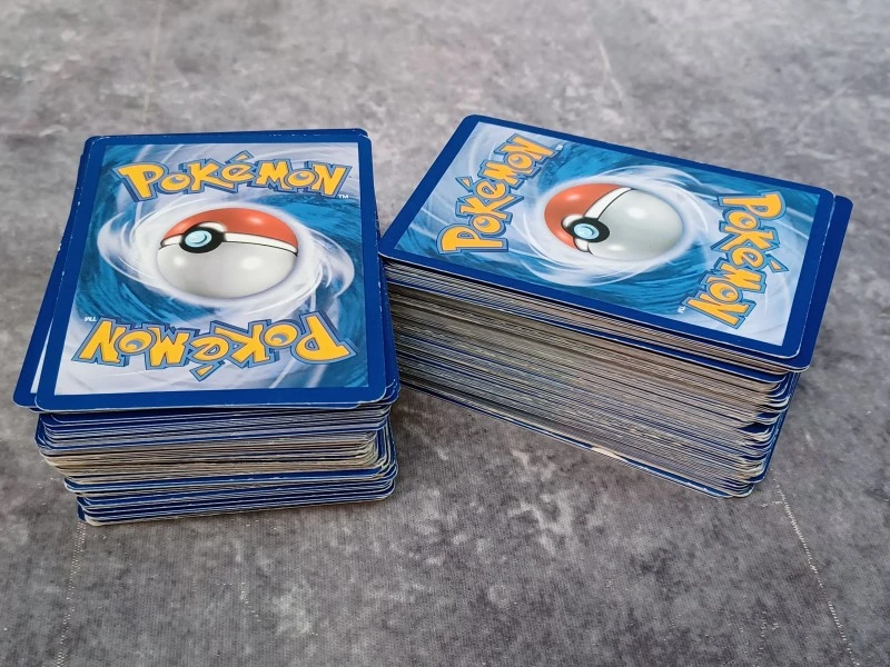 Ultieme Pokémon verzamelset: 300+ kaarten, zeldzame Holo’s en Premium (8) - foto 27