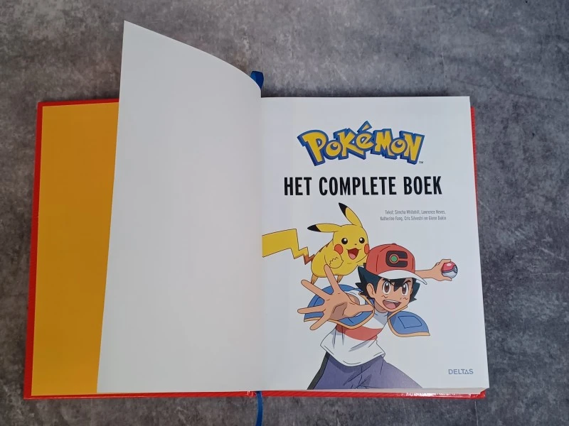 Groot Pokémon pakket - 300 Kaarten, verzamelblik, boek en notebook - foto 25