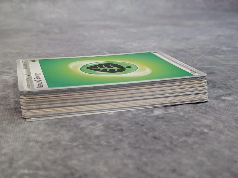 Groot Pokémon pakket - 300 Kaarten, verzamelblik, boek en notebook - foto 6