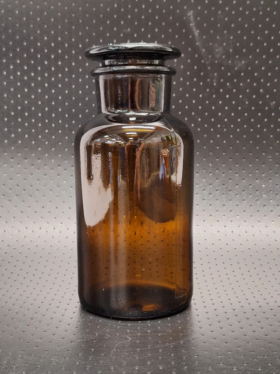 Set van 10 vintage amberkleurige apothekersflessen - foto 10