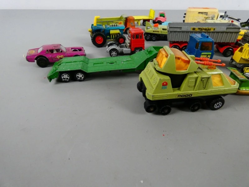lot van 31 matchbox auto's