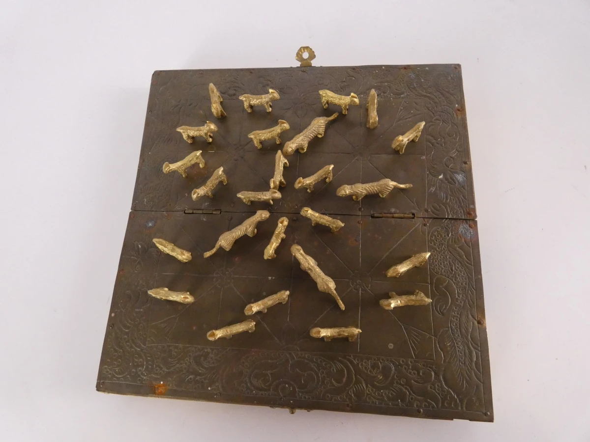 Vintage Messing Bagh Chal (Tijgers & Geiten) spel