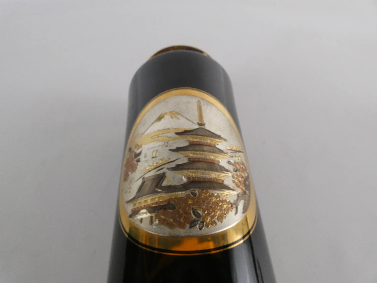 Zwarte Japanse vaas met gouden/zilveren decoratie