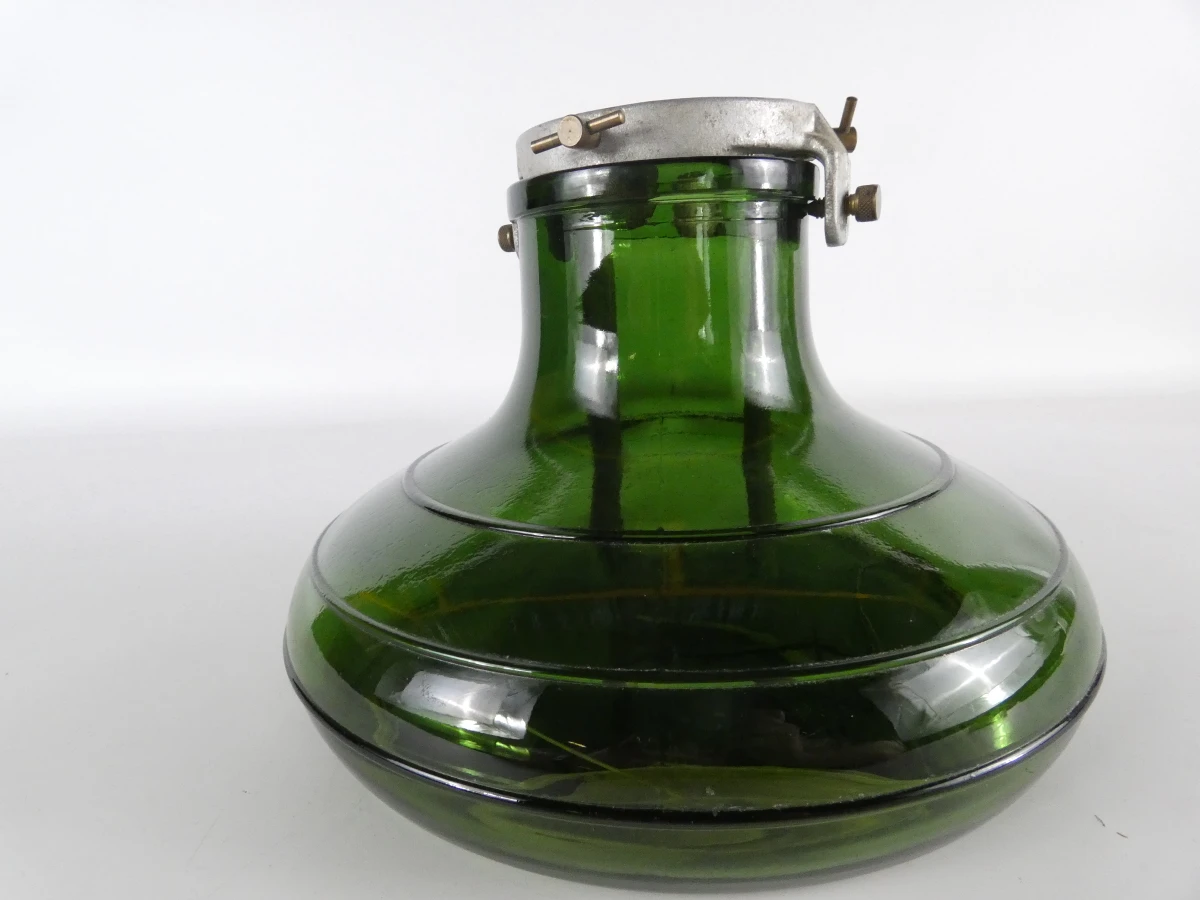 Oude Art-deco kerstboomstandaard