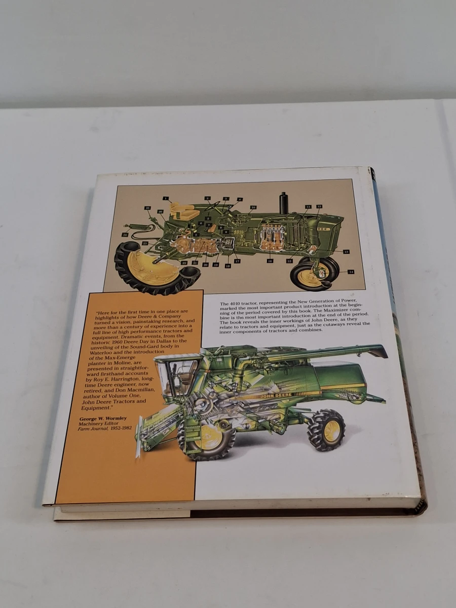 Set van 3 Franstalige boeken over John Deere tractoren