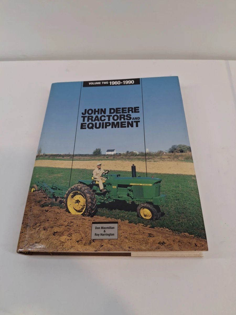 Set van 3 Franstalige boeken over John Deere tractoren