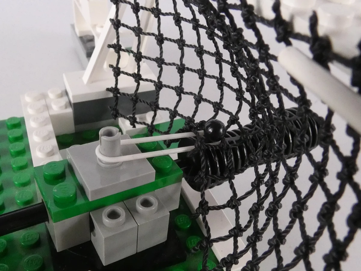 Lego voetbalspel, robot en haai(3409-1, 17101, 6135)