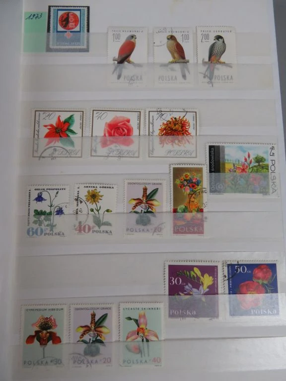 Postzegelverzameling Jugoslavija en Polen in album