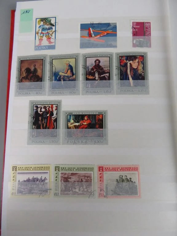Postzegelverzameling Jugoslavija en Polen in album