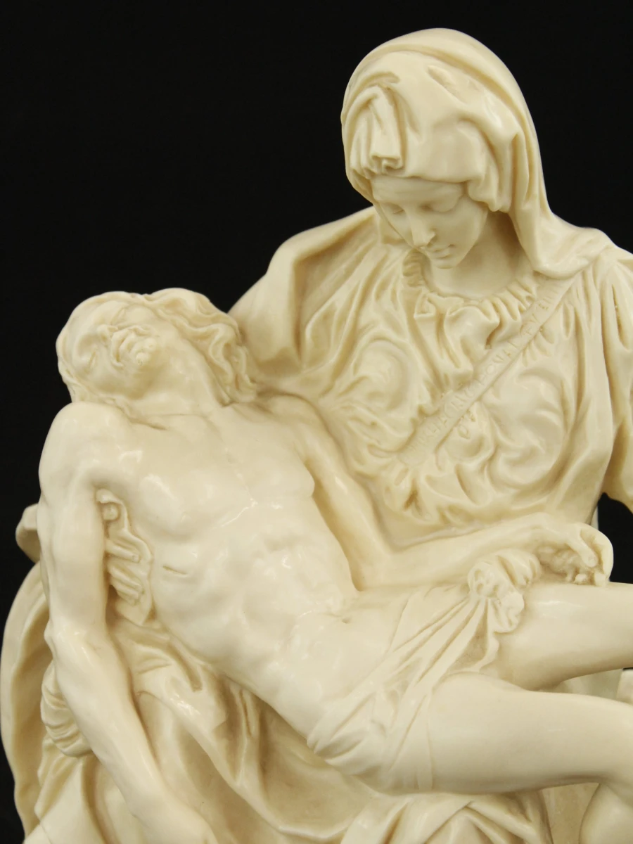 A. Santini - Italiaanse Pietà naar Michelangelo - op houten voet