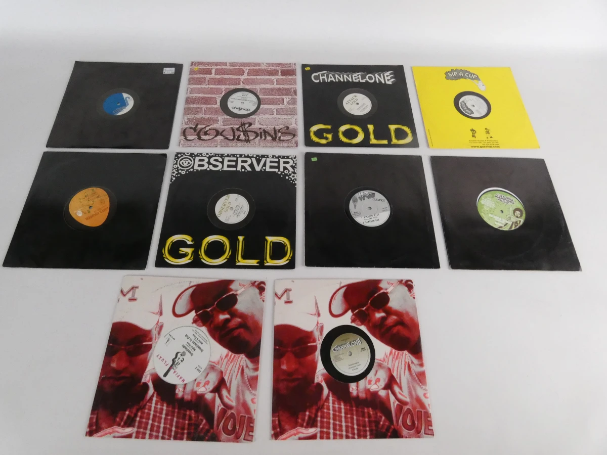 10 vinylplaten met muziek in DUB-stijl