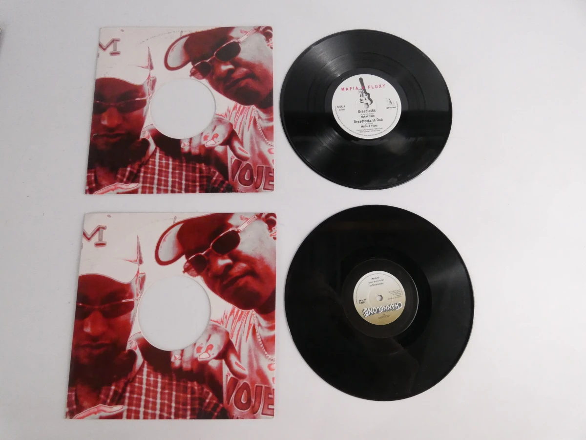 10 vinylplaten met muziek in DUB-stijl