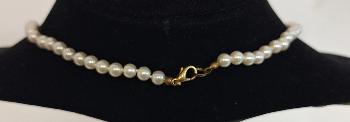 Klassieke parelketting met gouden sluiting - foto 2