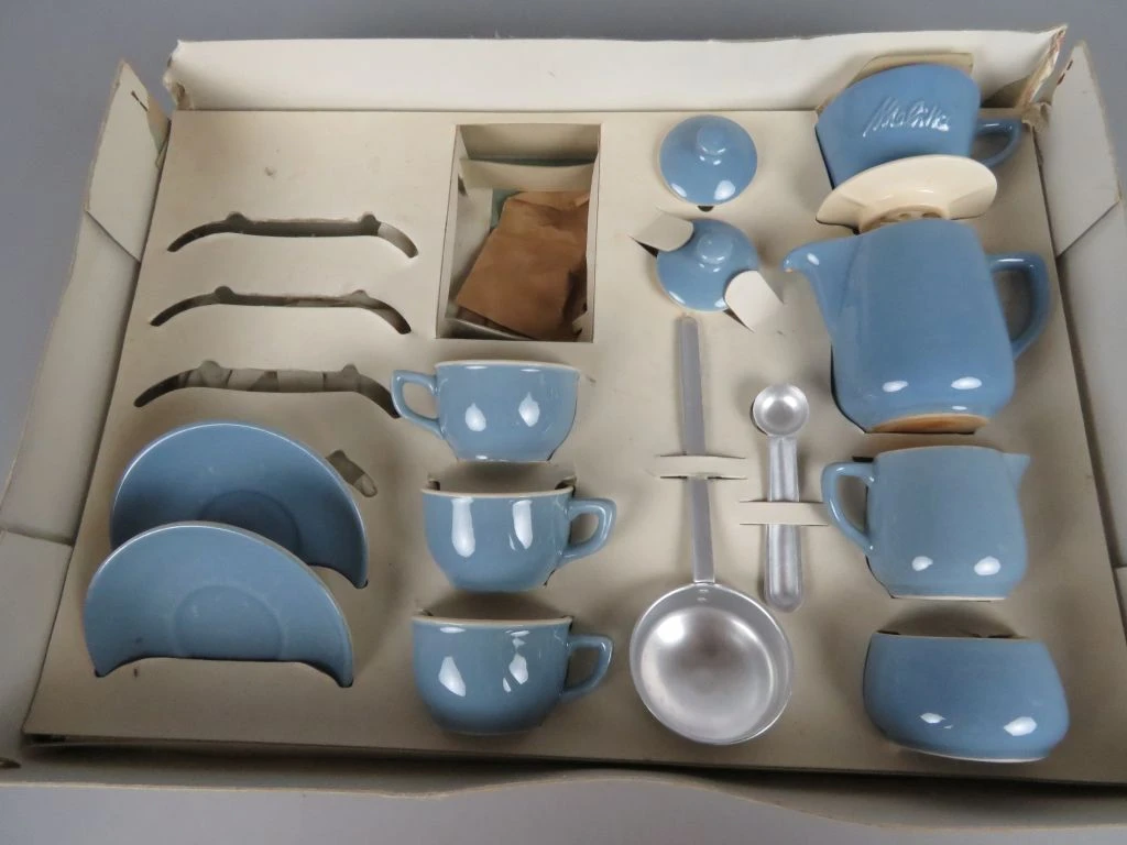 Vintage mini koffieservies voor kinderen