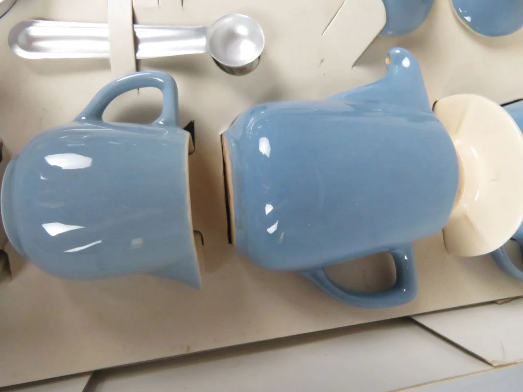Vintage mini koffieservies voor kinderen