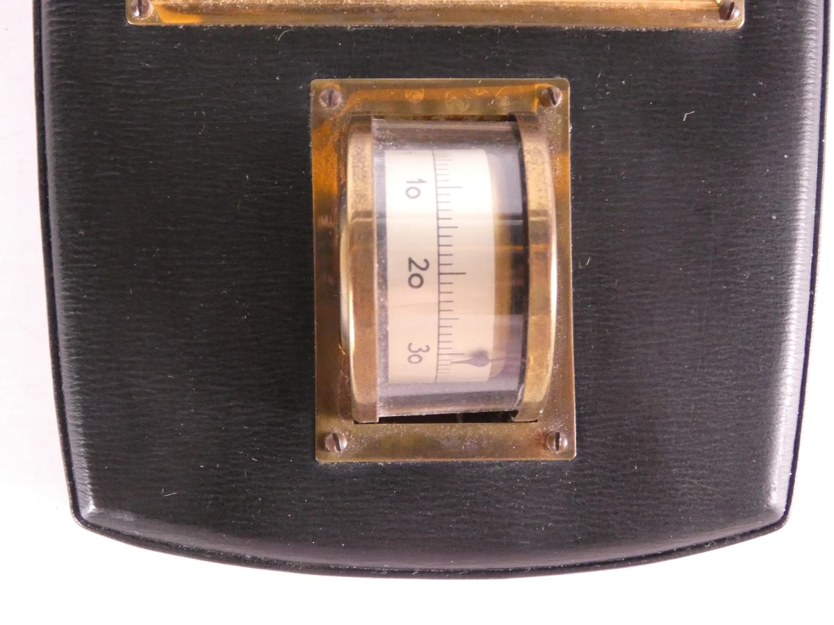 Vintage weerstation met barometer, hygrometer en thermometer