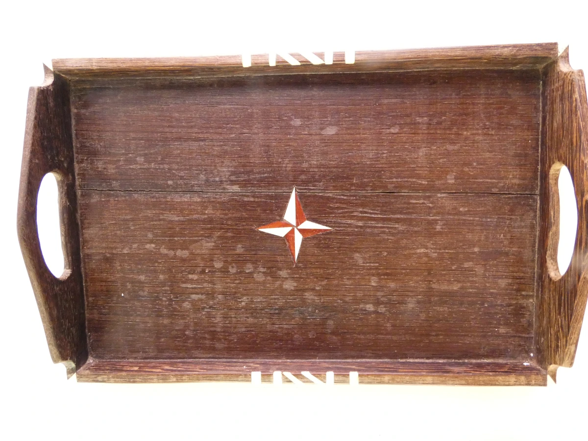 10 houten serveerschalen met ingelegd tetra-sterrenmotief