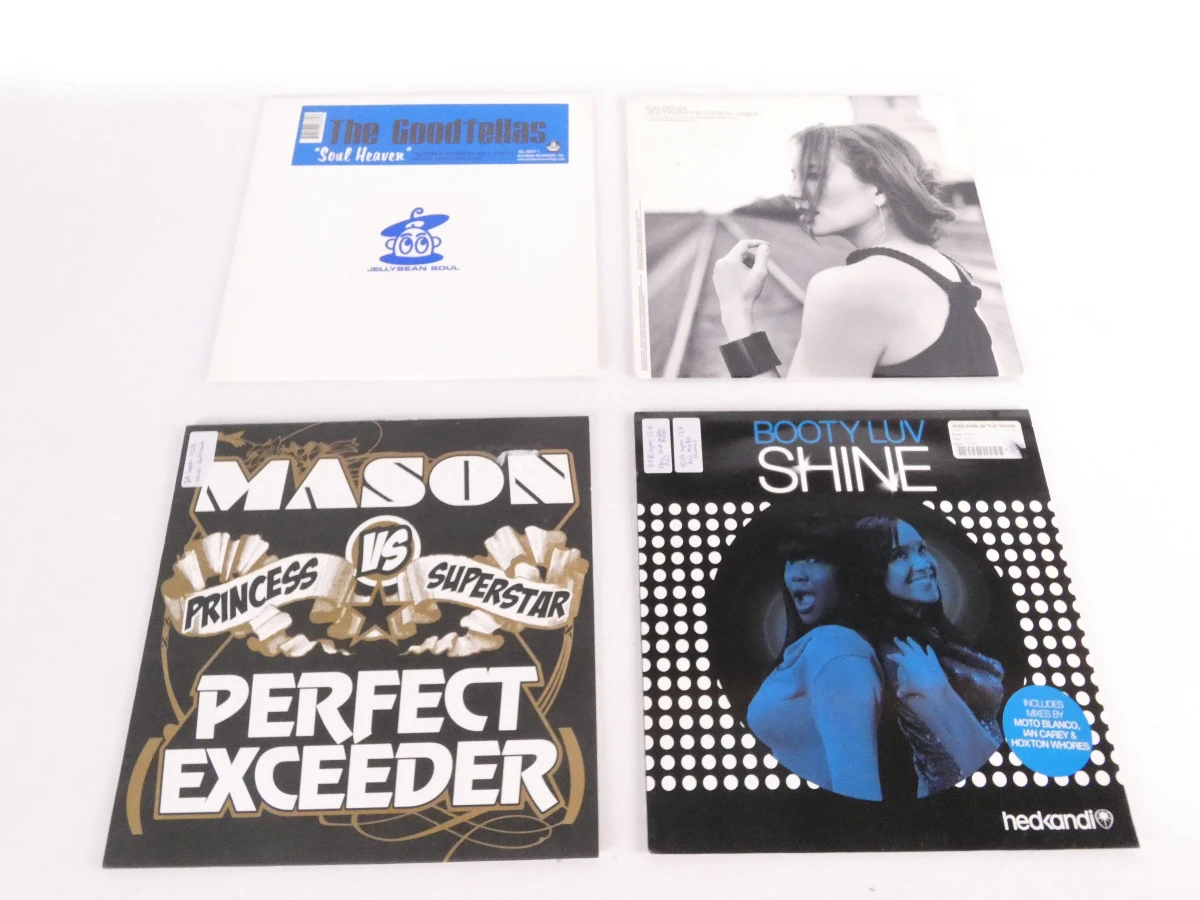 Verzameling van 26 diverse vinyl singles en EP's