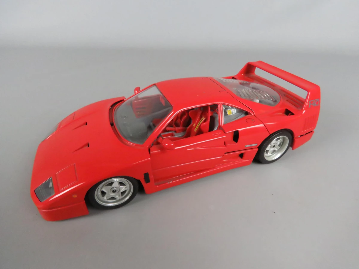 Burago Ferrari F40 modelauto