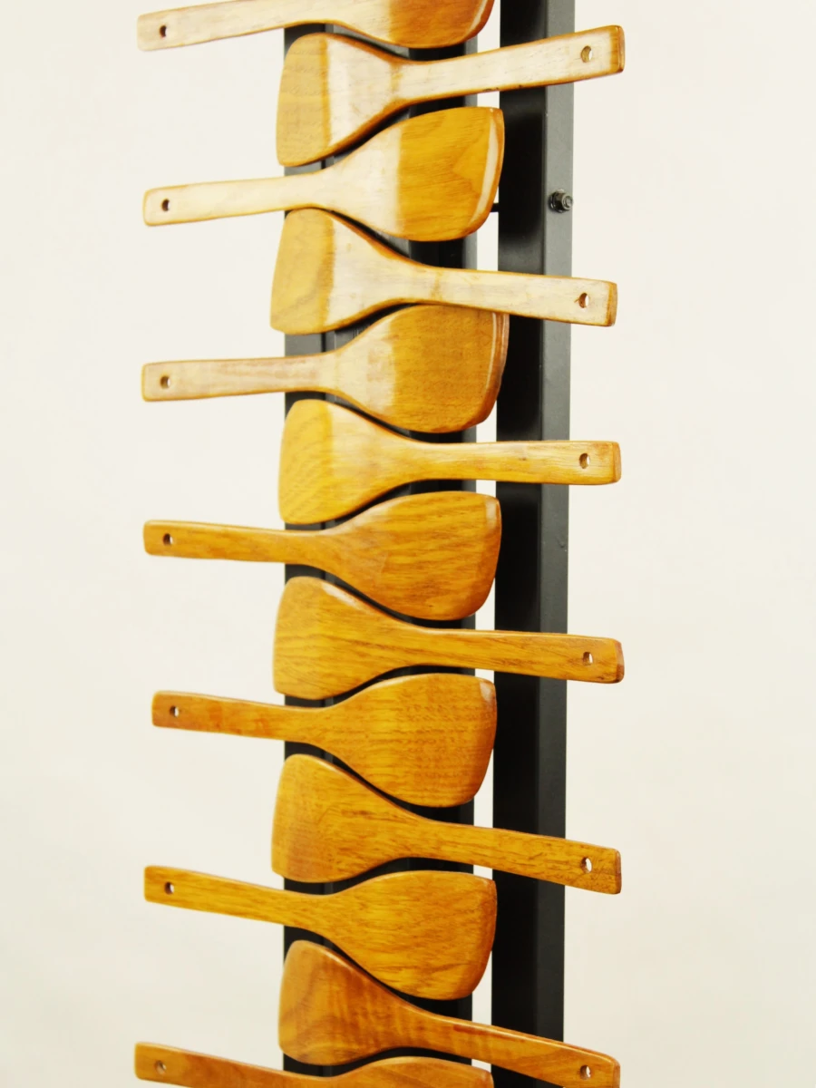 "Dagelijkse Kost" assemblagekunstwerk Bob Mertens incl. boek