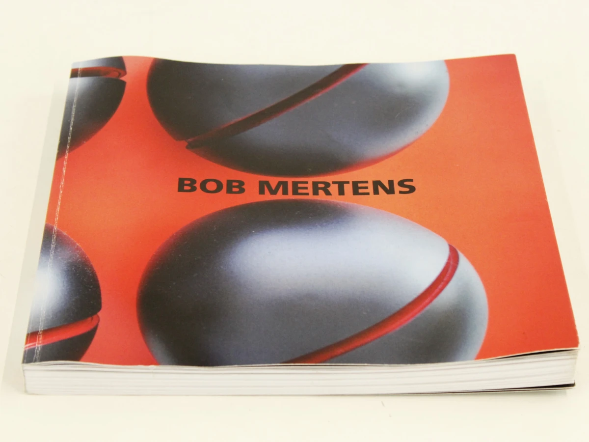 "Dagelijkse Kost" assemblagekunstwerk Bob Mertens incl. boek
