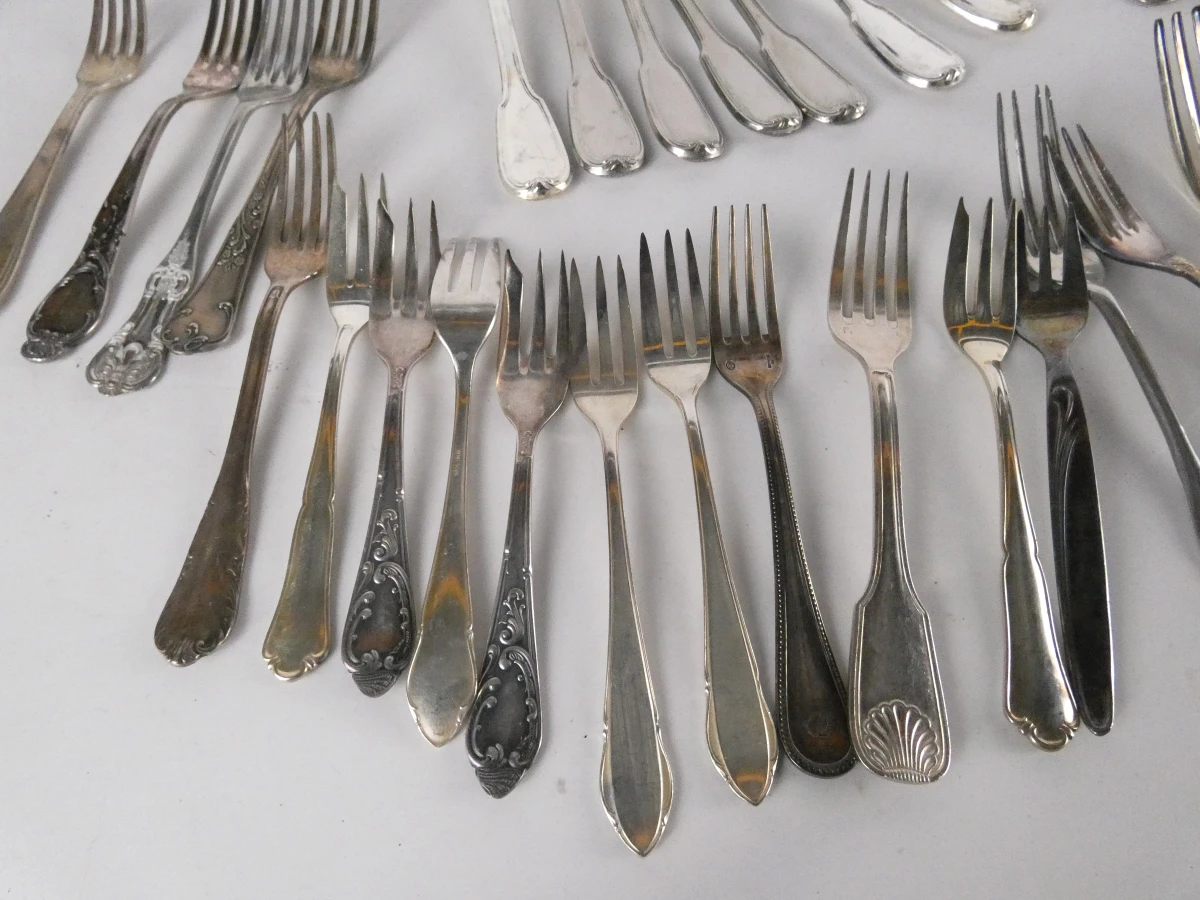 Groot lot bestek diverse merken en patronen (mix verzilverd en inox)