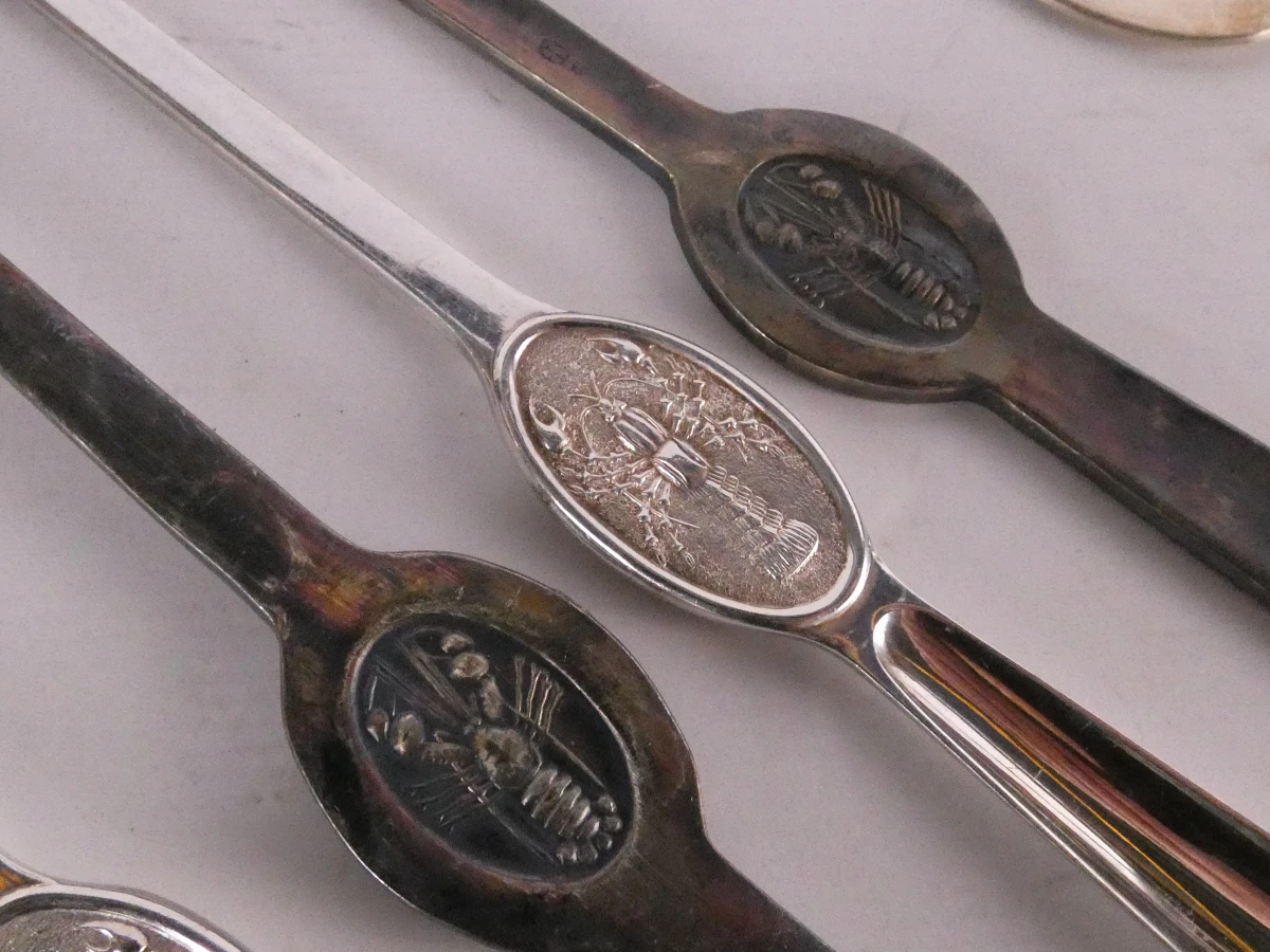 Groot lot bestek diverse merken en patronen (mix verzilverd en inox)
