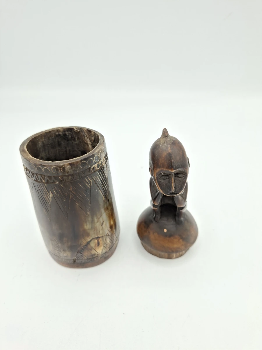 🐒 Handgestoken Afrikaans Houten Doosje / Tabakspot met Figuur 🐒 - foto 3