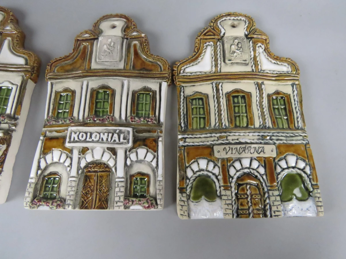 4 huis tegels