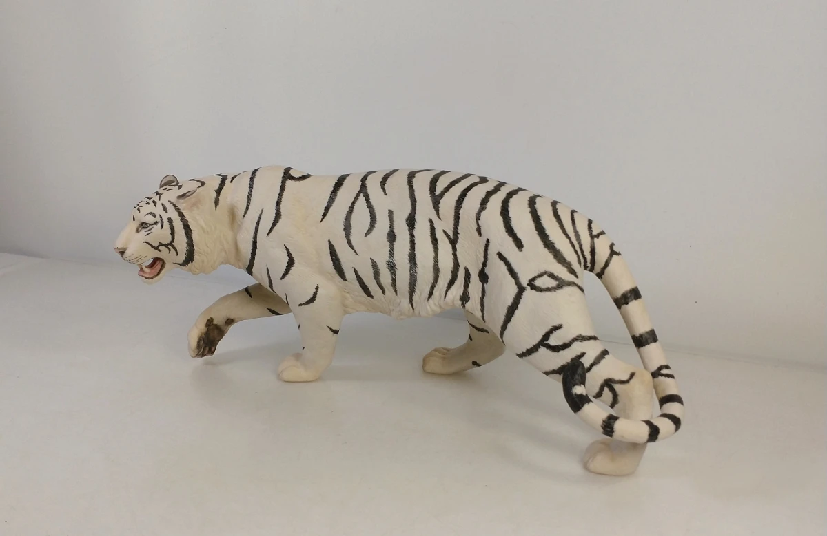 Franklin Mint "White Majesty" – handbeschilderd porseleinen beeld van witte tijger - foto 2
