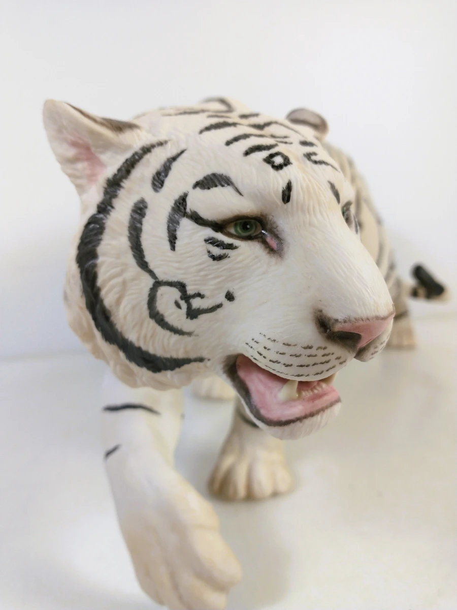 Franklin Mint "White Majesty" – handbeschilderd porseleinen beeld van witte tijger - foto 4
