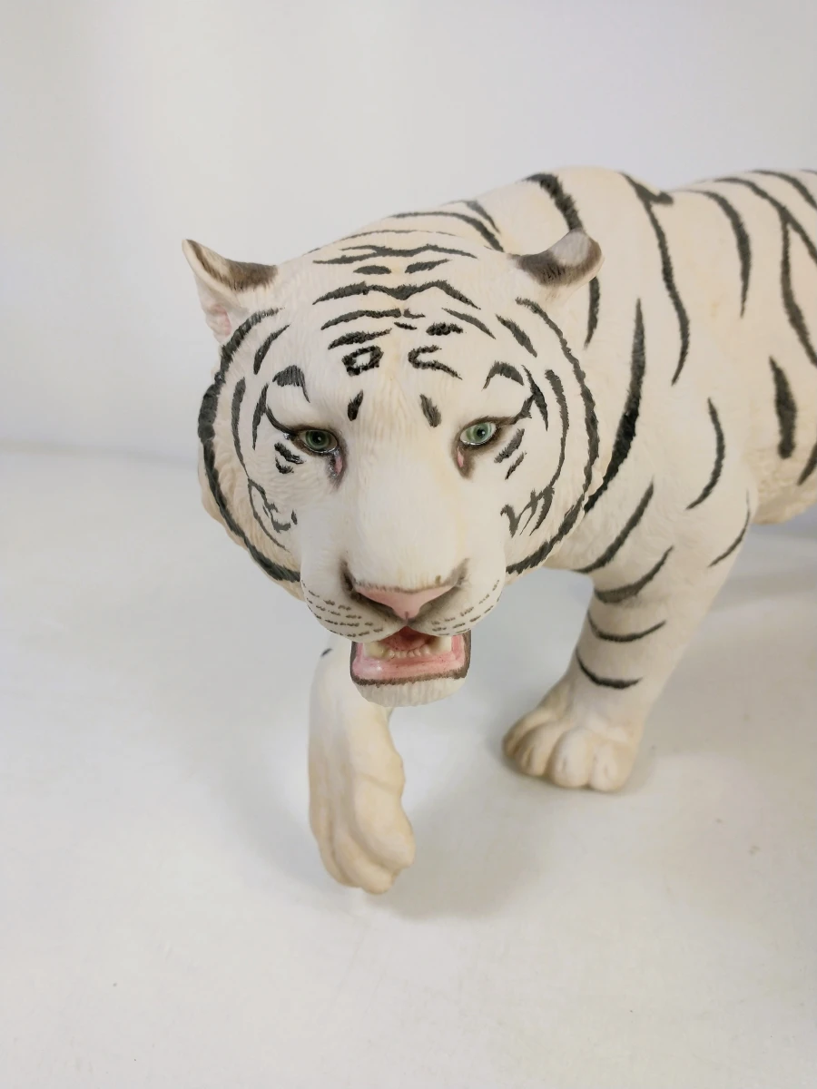 Franklin Mint "White Majesty" – handbeschilderd porseleinen beeld van witte tijger - foto 3