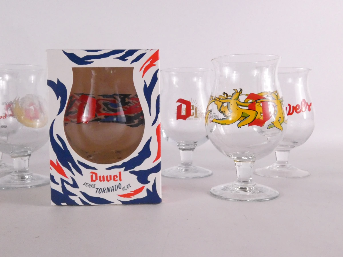 Set van 9 Duvel bierglazen, 1 in doos