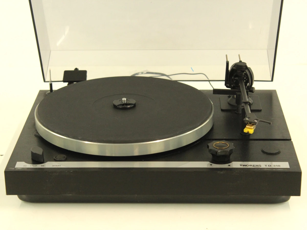 Thorens TD 318 platenspeler met Stanton 500 element