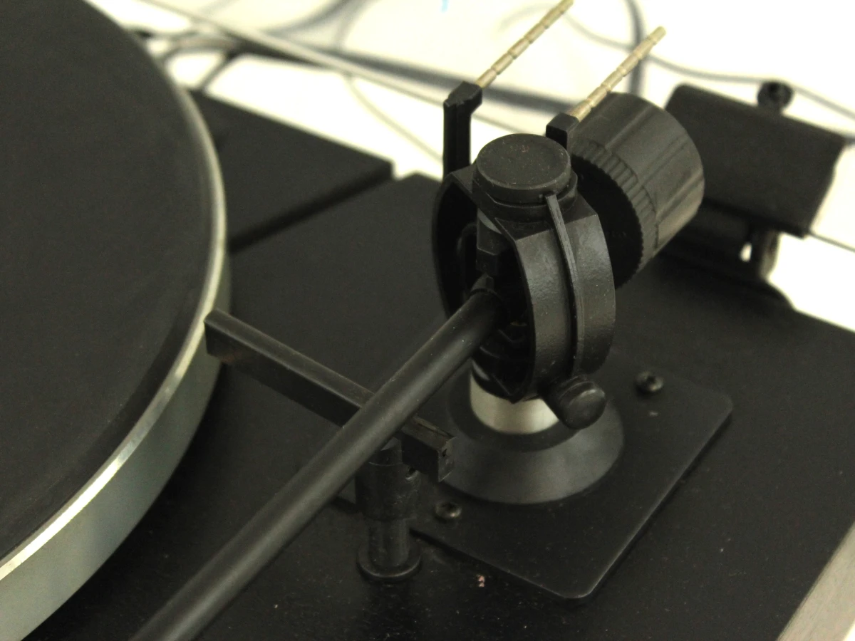 Thorens TD 318 platenspeler met Stanton 500 element