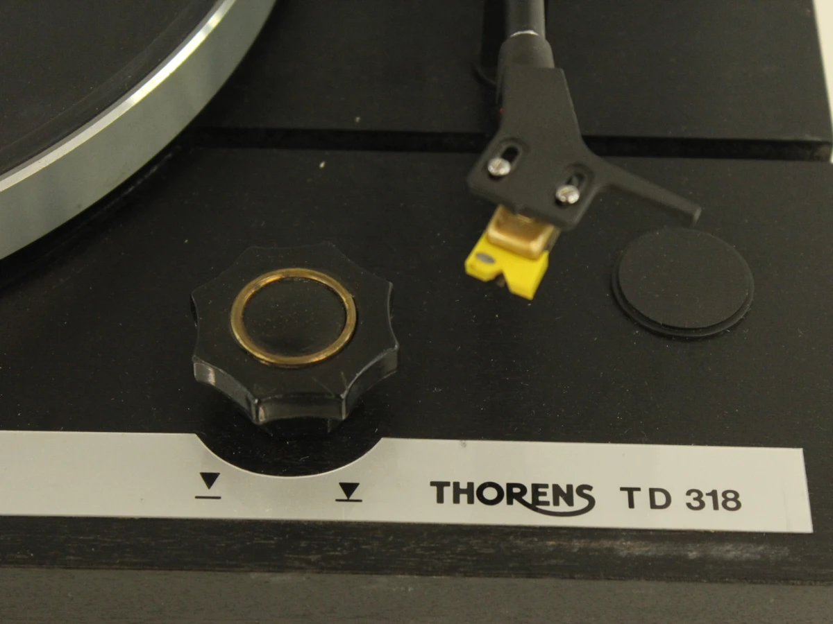 Thorens TD 318 platenspeler met Stanton 500 element