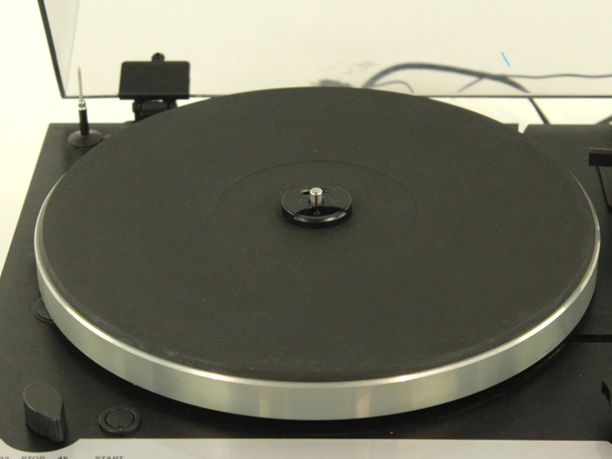 Thorens TD 318 platenspeler met Stanton 500 element