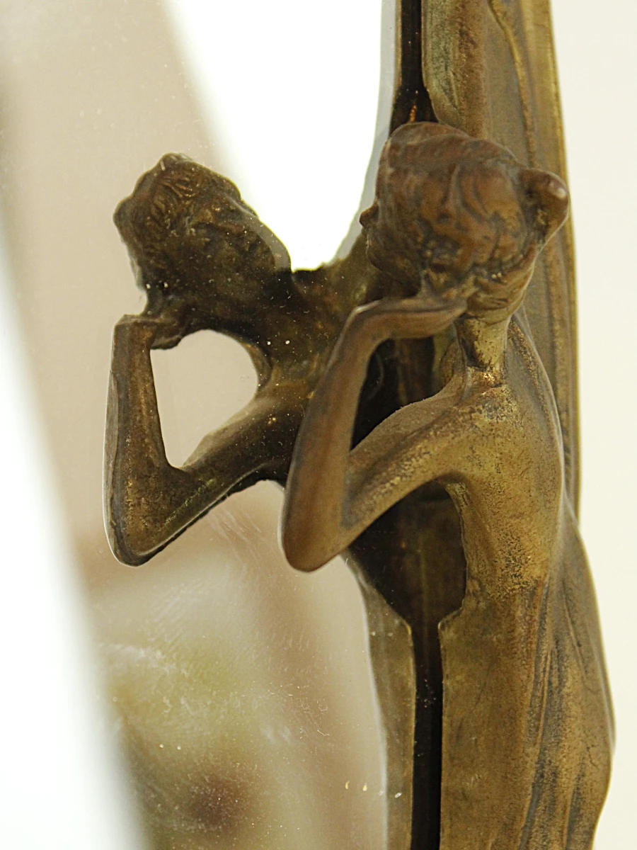 Charmante, vintage tafelspiegel in Art Nouveau stijl