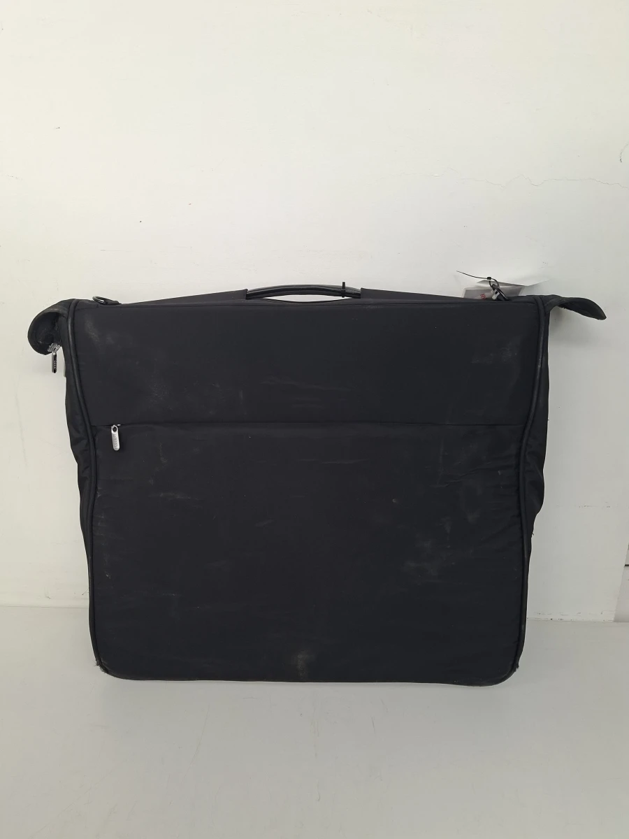 🧳 Uniek Verzamelobject: Originele Audi Kledingtas / Garment Bag – Zwart Herkomst: Ex-collectie / Bagage van Filip Bourgoo (Zoute Grand Prix / Le Jog 2018) 🛄 - foto 3
