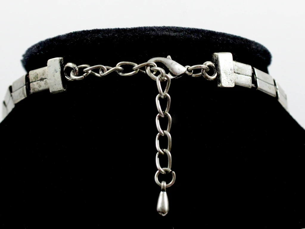 Statement Collier